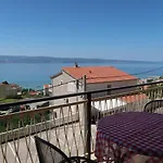 Azra 4* Duće