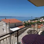 Azra 4*