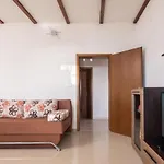 Aparthotel Azra 4*