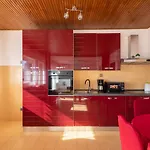 Aparthotel Azra 4*