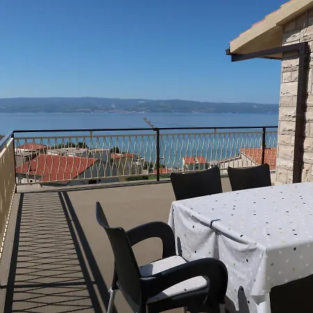 Aparthotel Azra