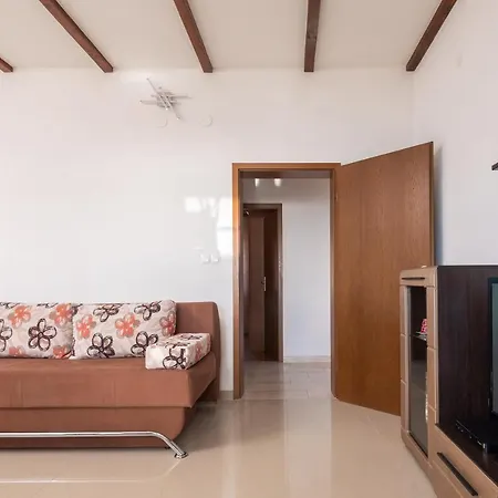 Apartmanhotel Azra 4*