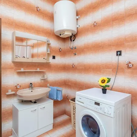 Apartmanhotel Azra