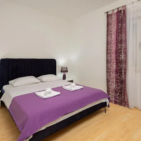 Aparthotel Azra Duce