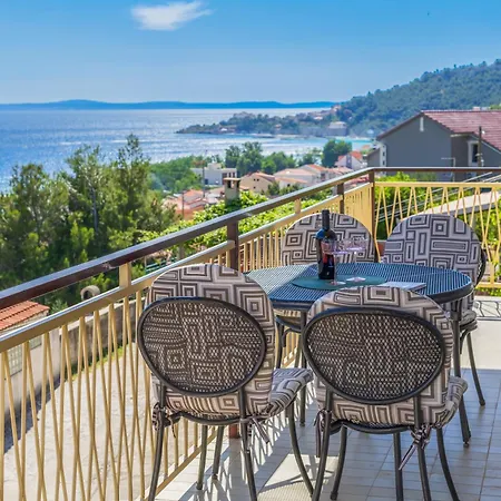 Azra Apart-hotel Duće