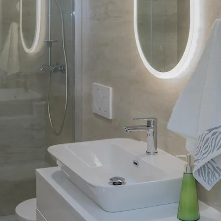 Azra Apart-hotel Duće